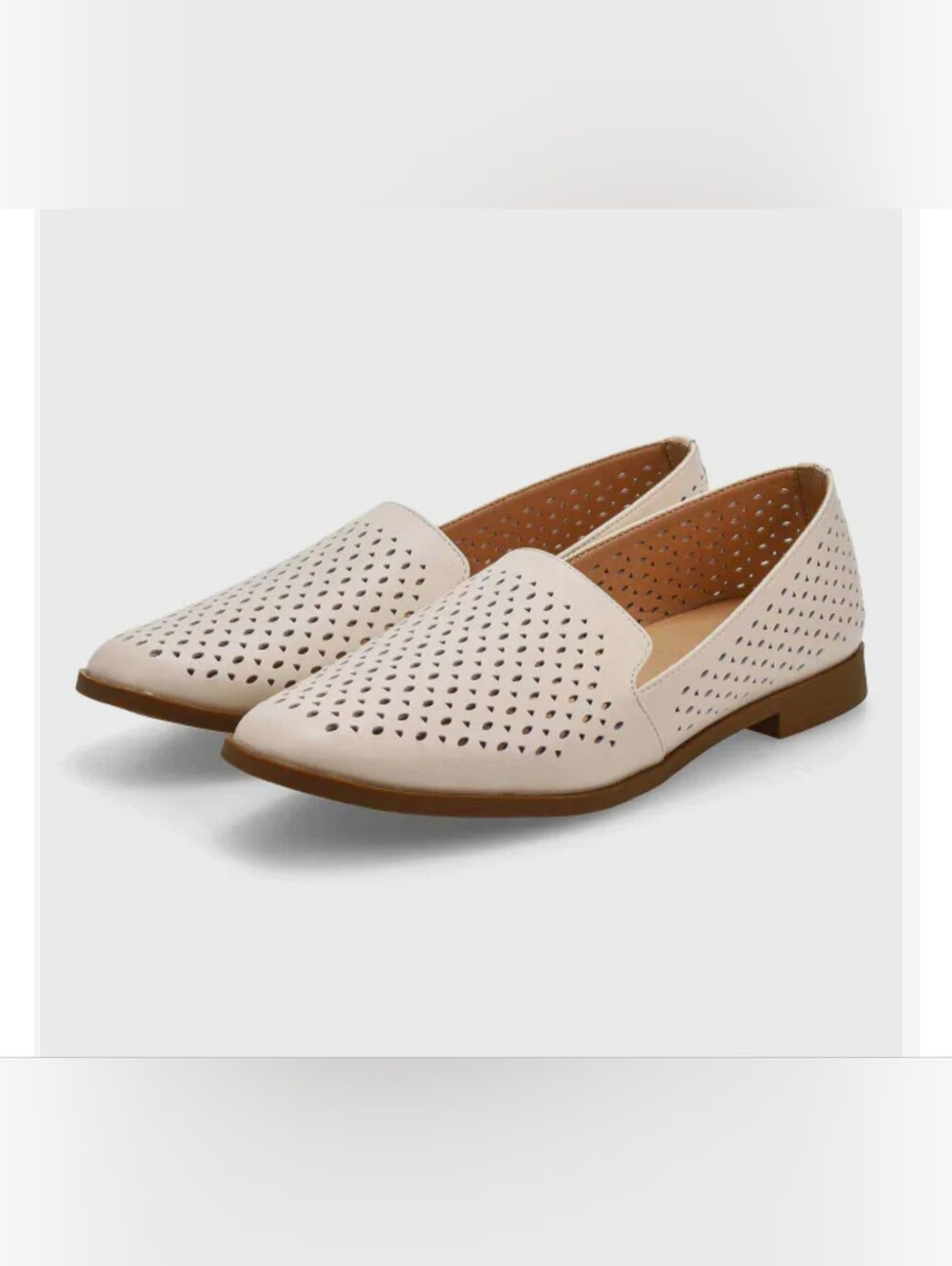 NWOT Perforated Slip-On Leather Flats in Cream - Comfortable Everyday Loafers